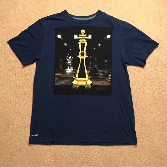 Nike Lebron James king tee